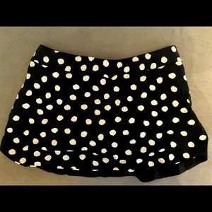 Outdoor Voices 3” Exercise Skirt in Black Polka